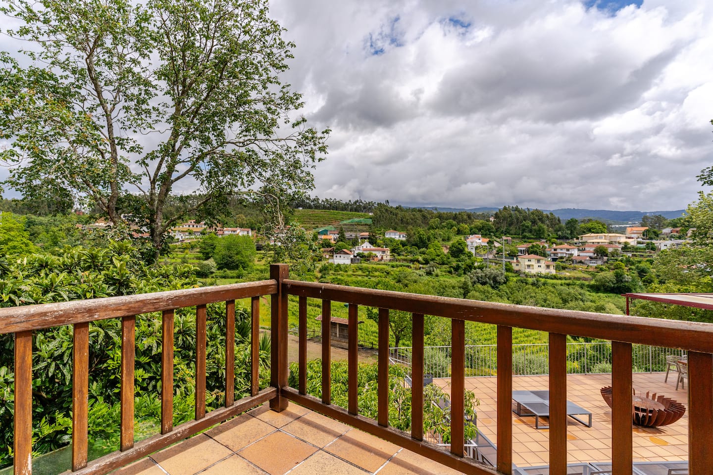 Vista sobre Pessegueiro do Vouga a partir da quinta